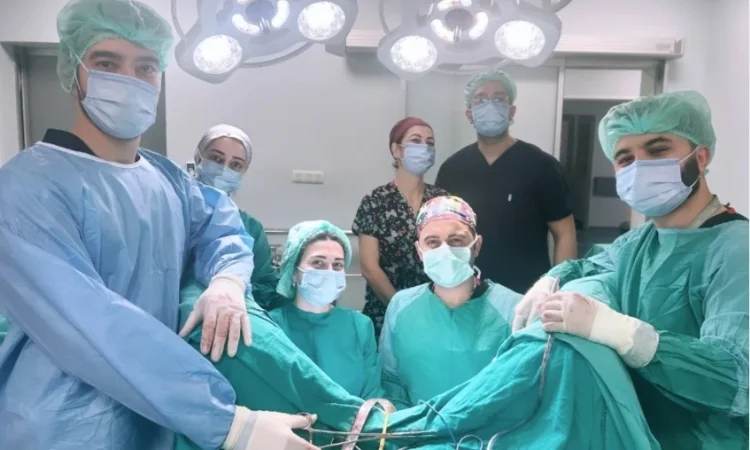 PCOS (Polikistik Yumurtalıq Sindromu) nədir?